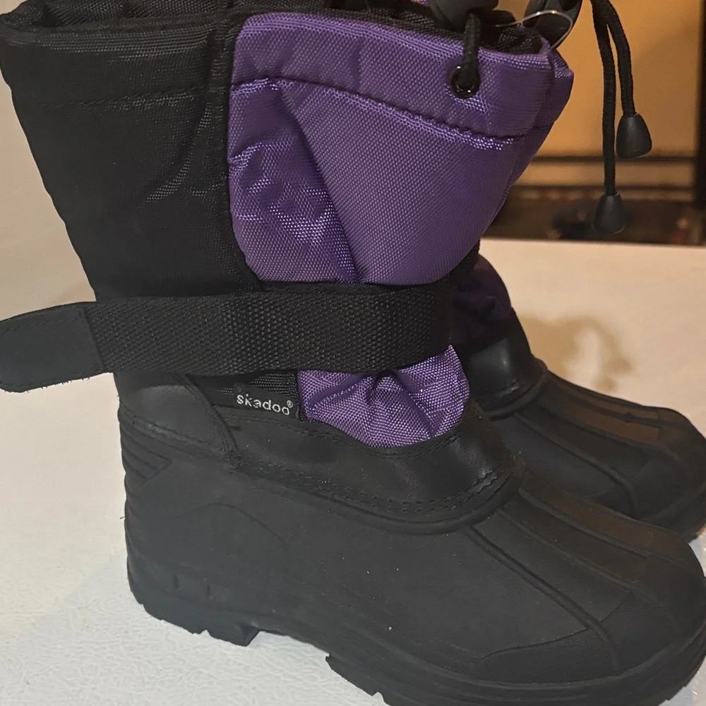 Kids' Black and Purple Snow Boots